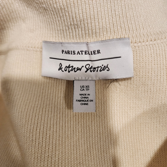 Women's Cream and Blue Striped Sweater - Picture 9 of 9